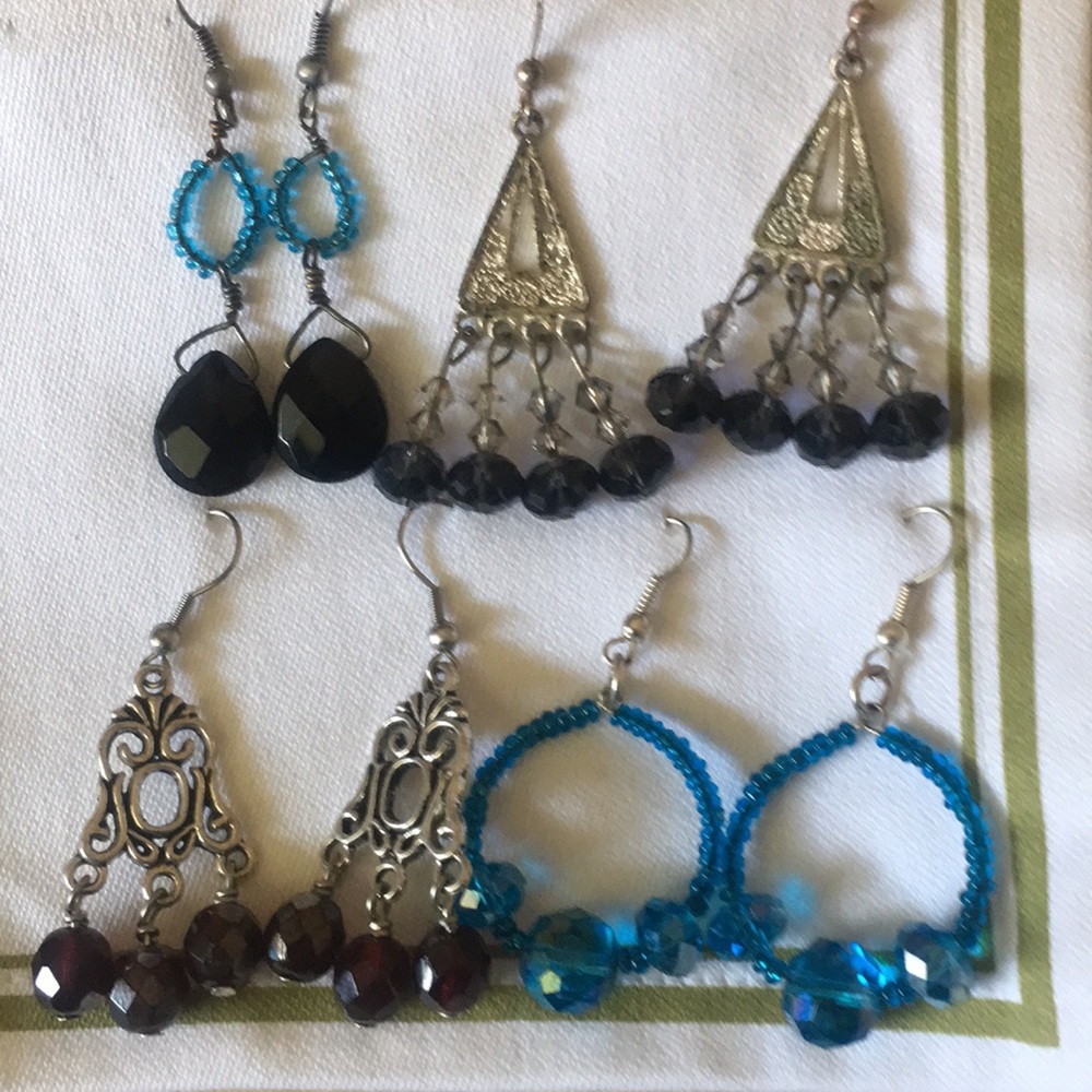 4 pairs earrings